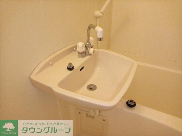 レオパレスコートハウス南平Cの物件内観写真